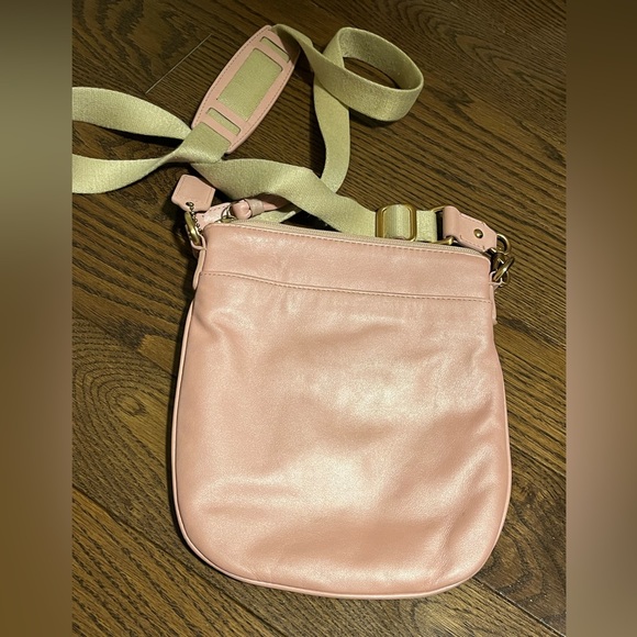 Coach pink messenger crossbody bag - Picture 2 of 4